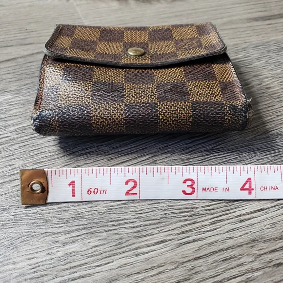 LOUIS VUITTON - wallet - Picture 4 of 16